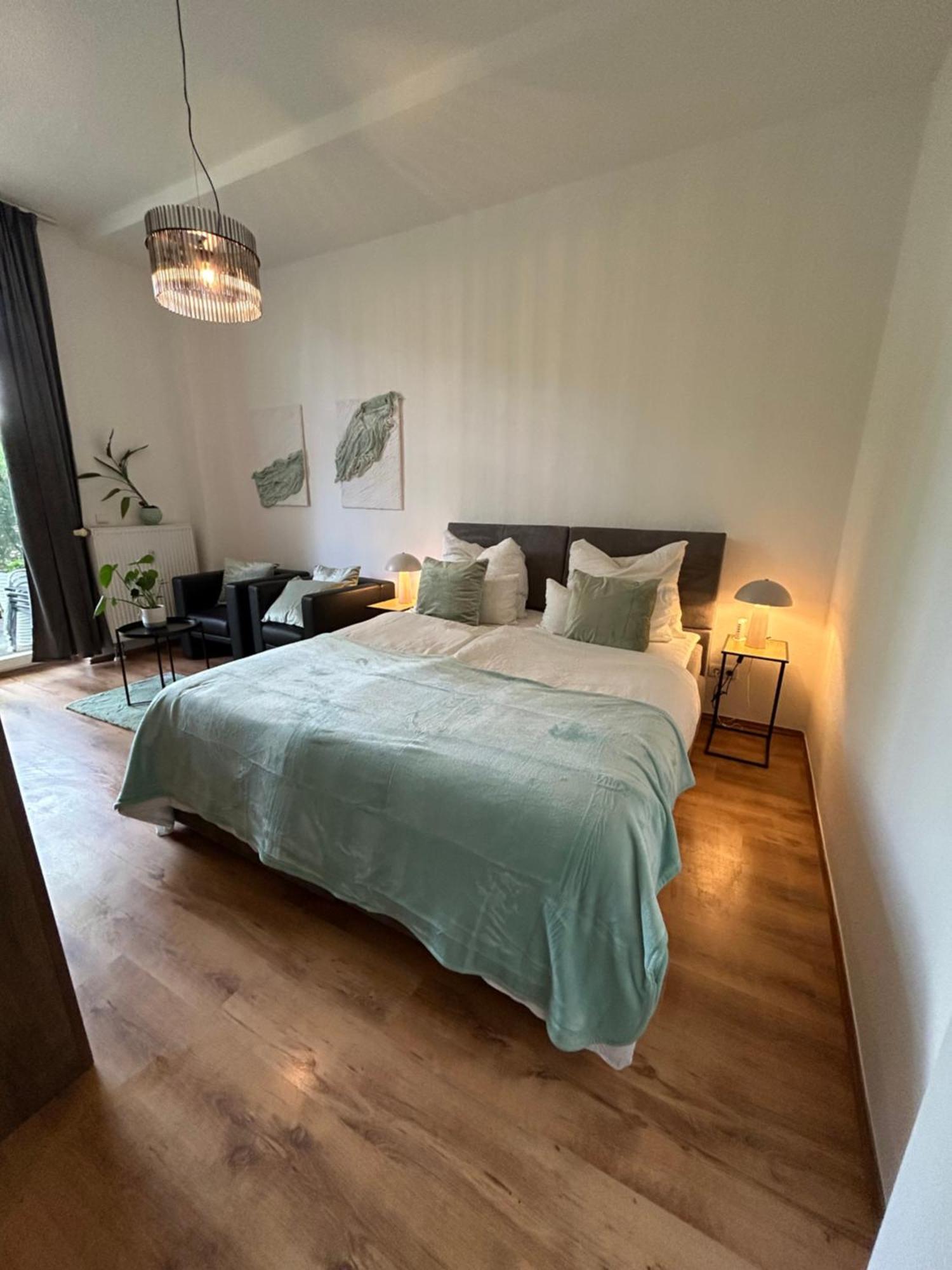 Mintara Komfort Apartment Mit Grill -Terrasse, Sky Und Parkplatz Magdebourg Extérieur photo